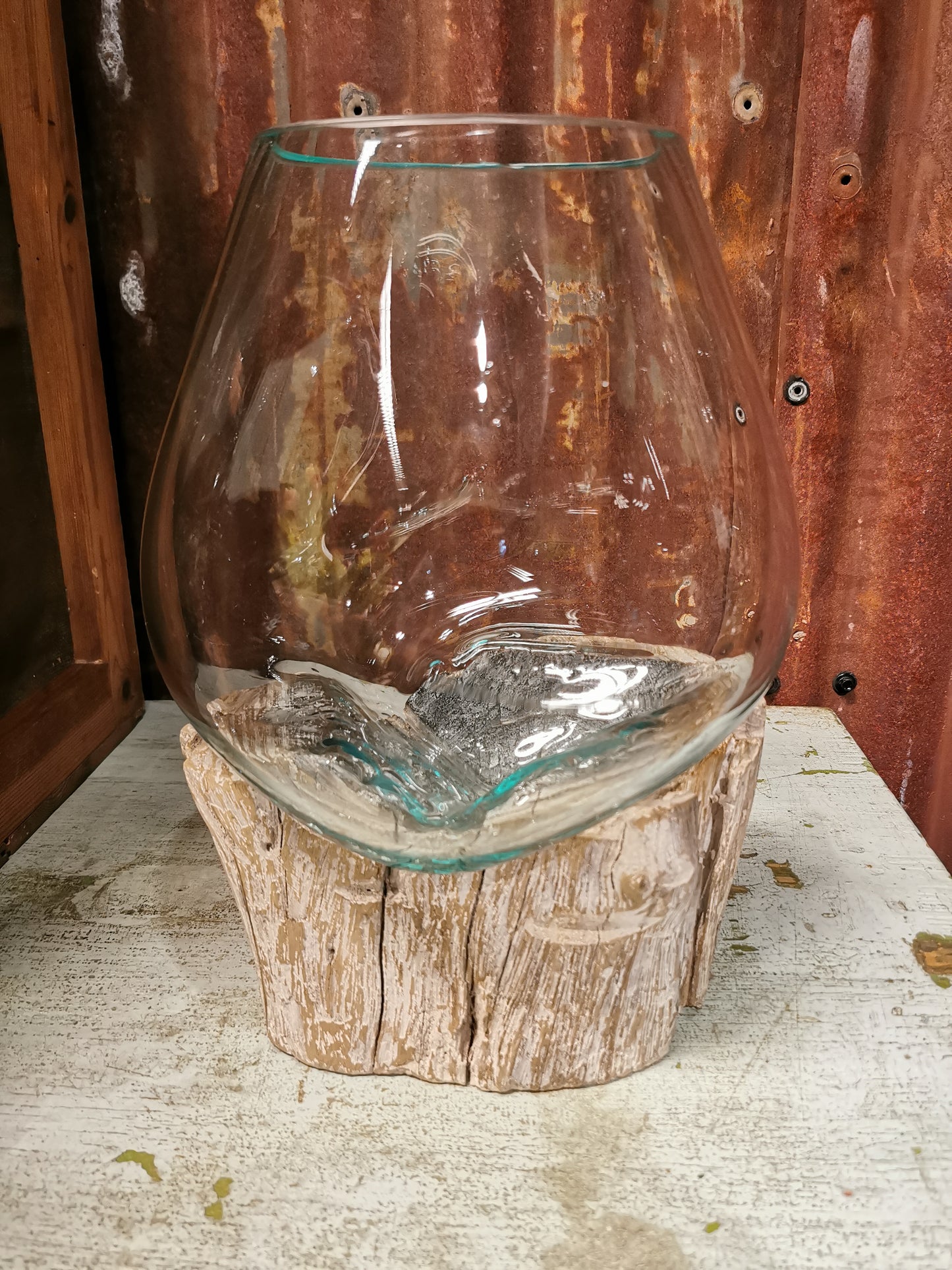Rustikk vase/glassbolle på rot #6