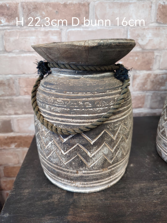 Trekrukke, håndlaget i Nepal #2#